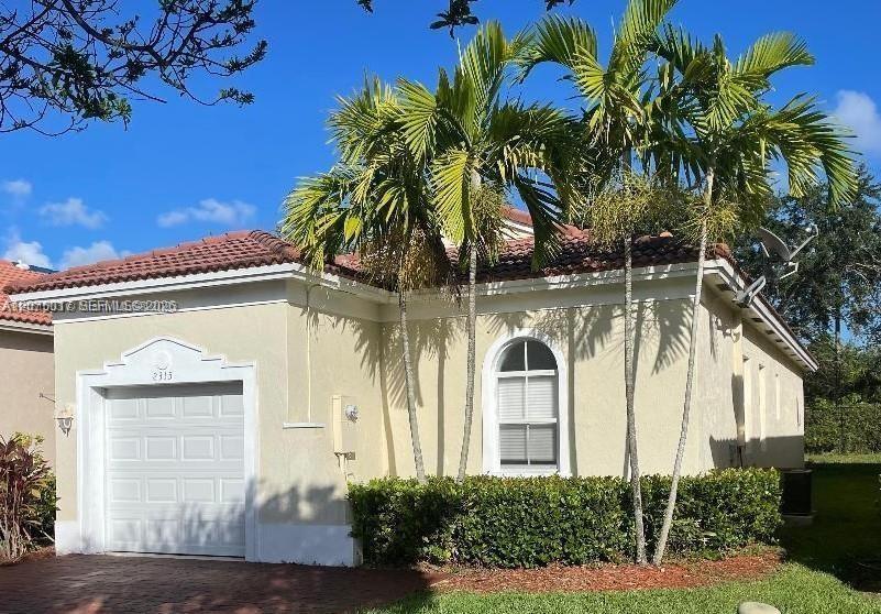 2315 NE 37th Rd, Homestead FL 33033