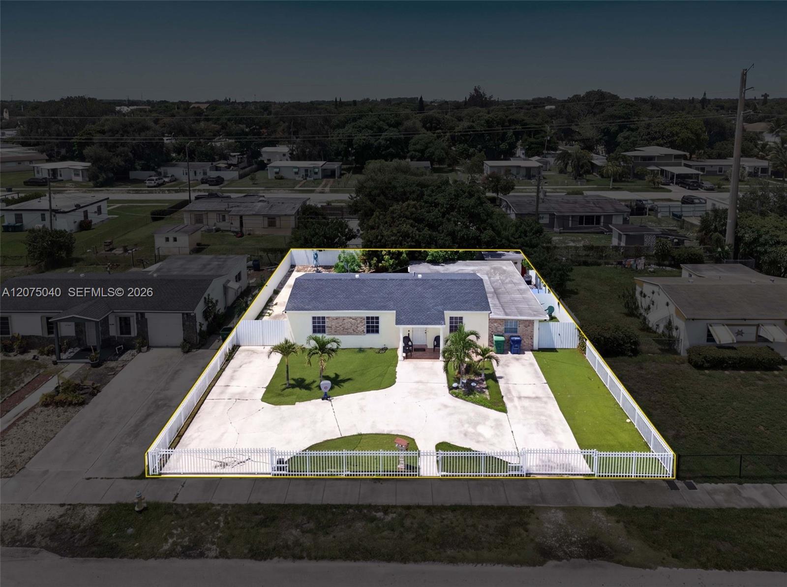 15850 NW 18th Pl, Miami Gardens FL 33054 photo 5