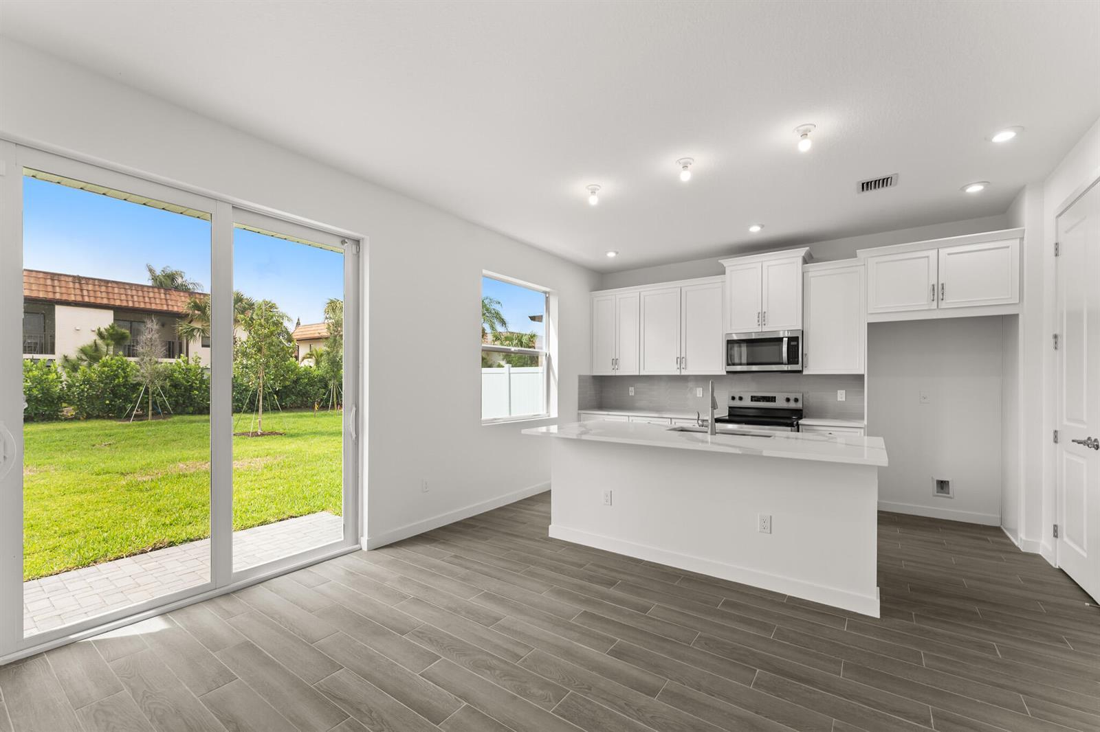 7296 CLAUDELLE Street, Lake Worth FL 33467 photo 2