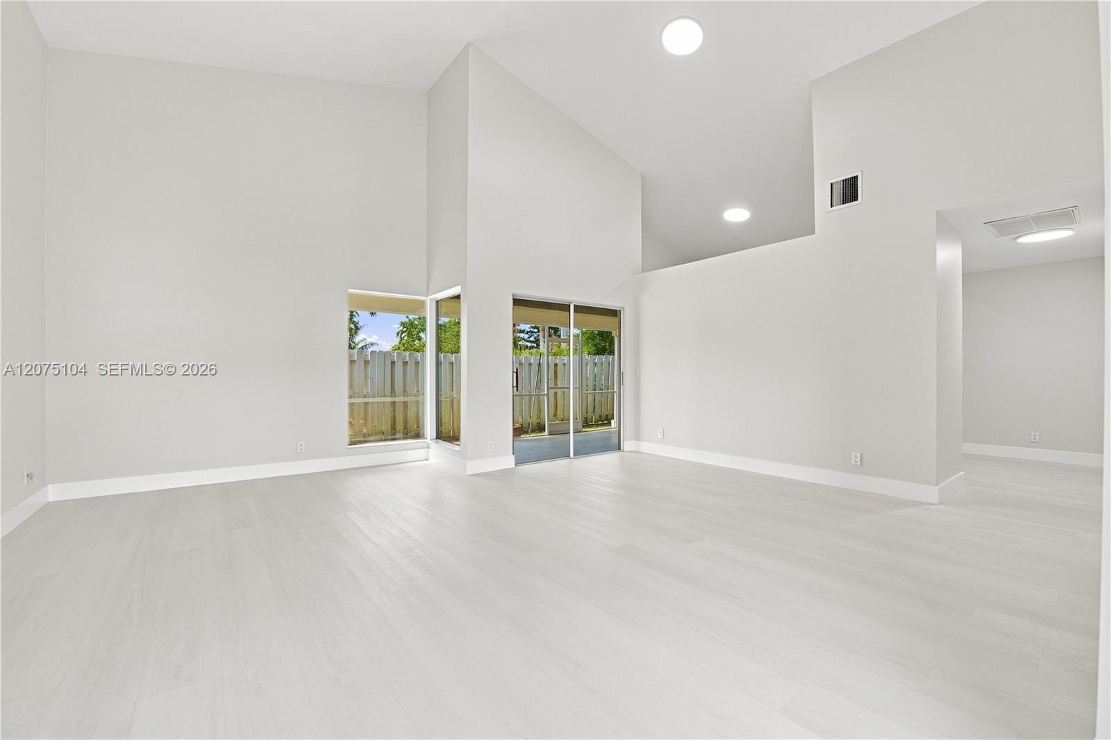1181 SW 108th Ter, Davie FL 33324 photo 2