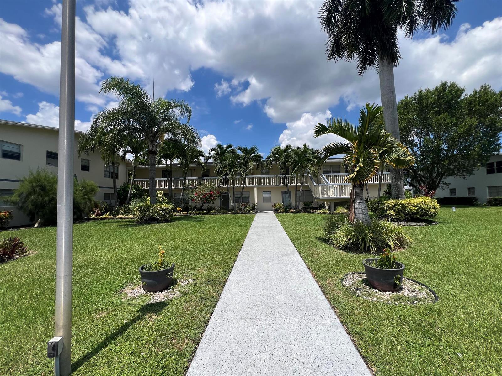 255 Prescott M, Deerfield Beach FL 33442 photo 3