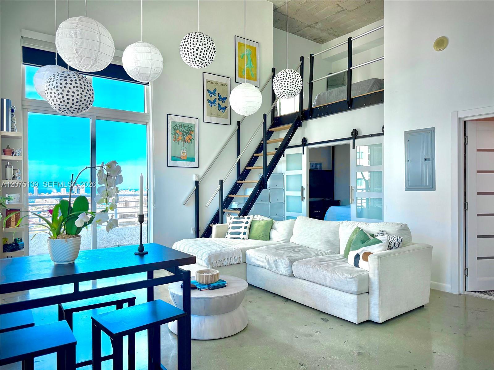 133 NE 2nd Ave # 3501, Miami FL 33132 photo 2