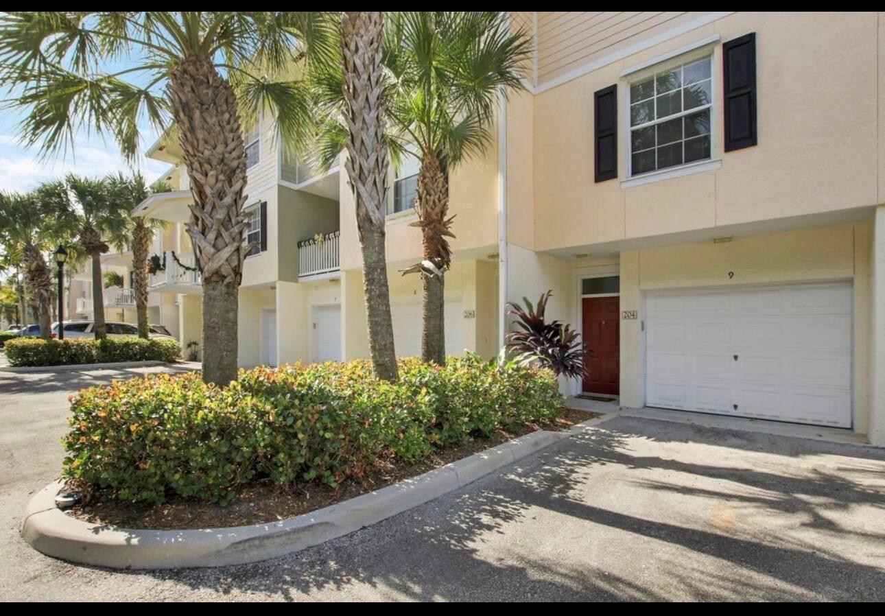245 Murcia Drive # 204, Jupiter FL 33458 photo 2
