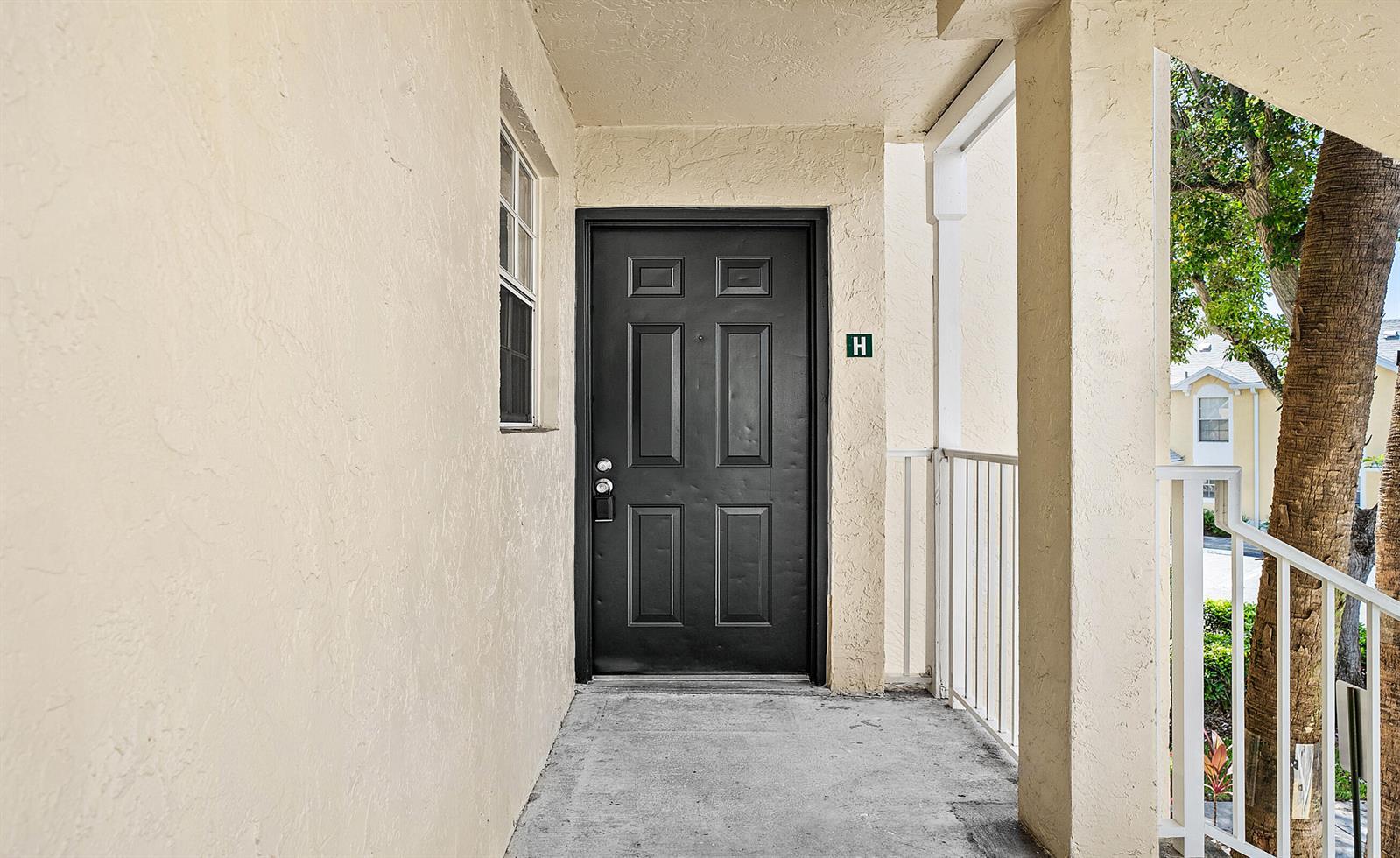 6300 La Costa Drive # H, Boca Raton FL 33433 photo 2