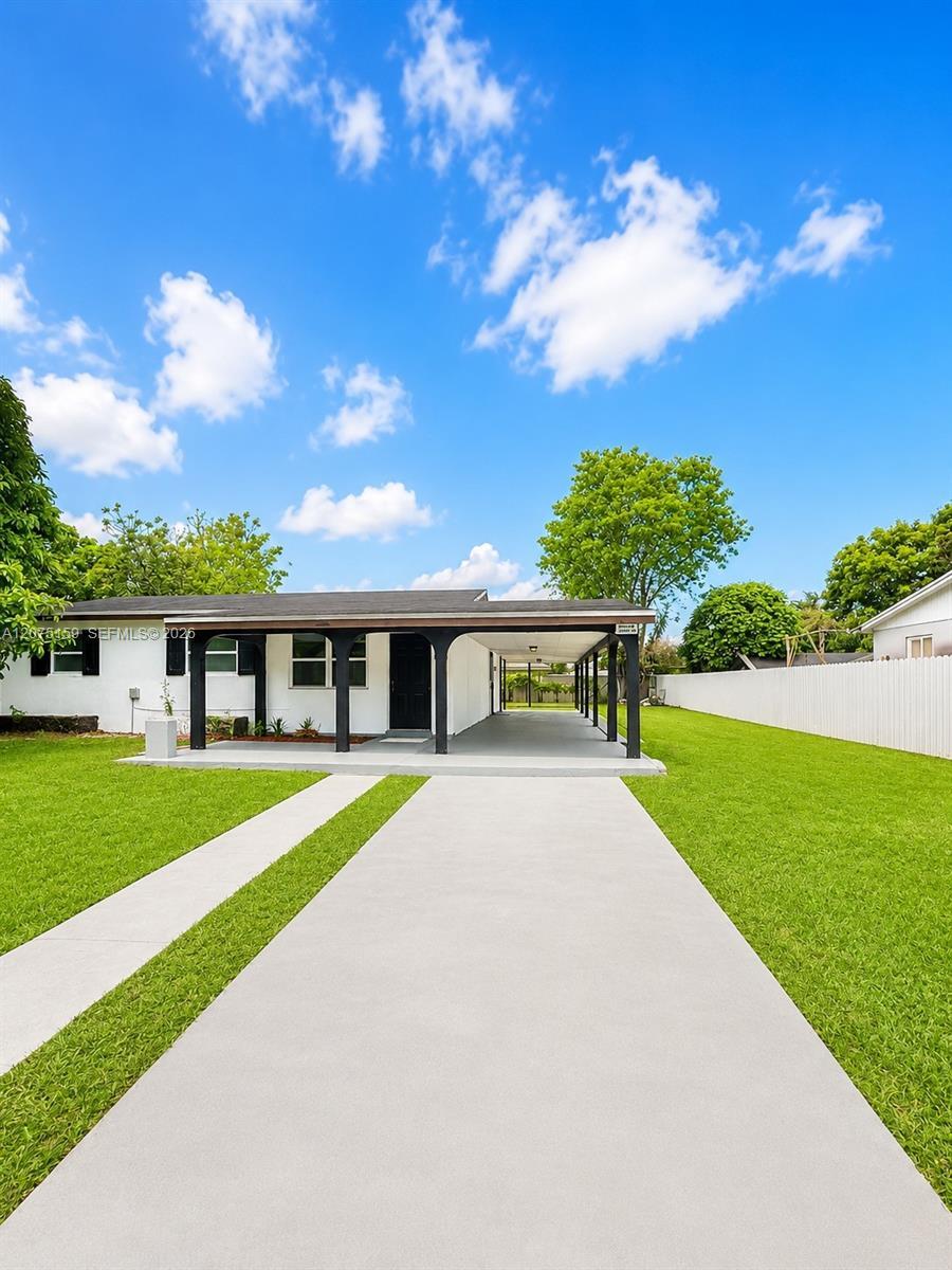 20600 SW 118th Pl, Miami FL 33177