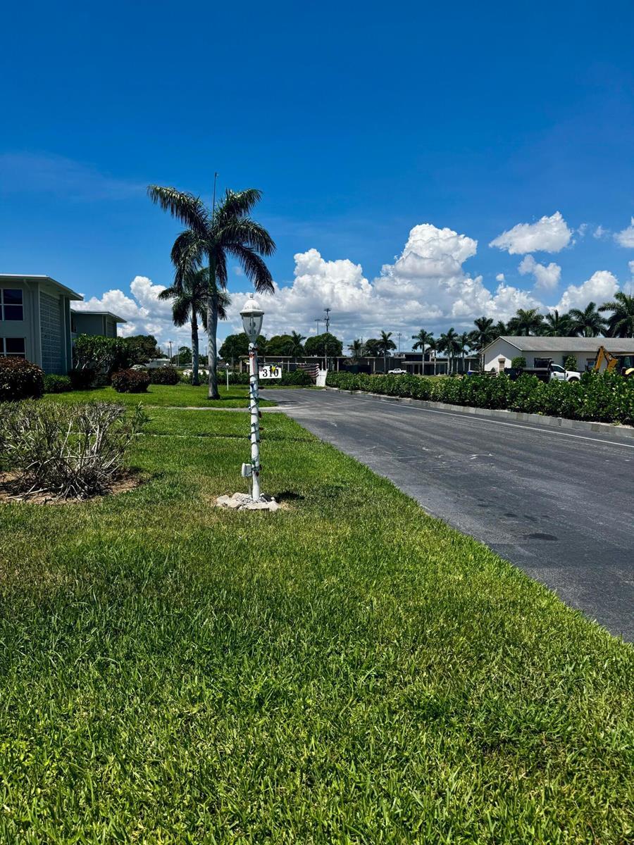 310 N NORTH Boulevard # 2A, Boynton Beach FL 33435 photo 2