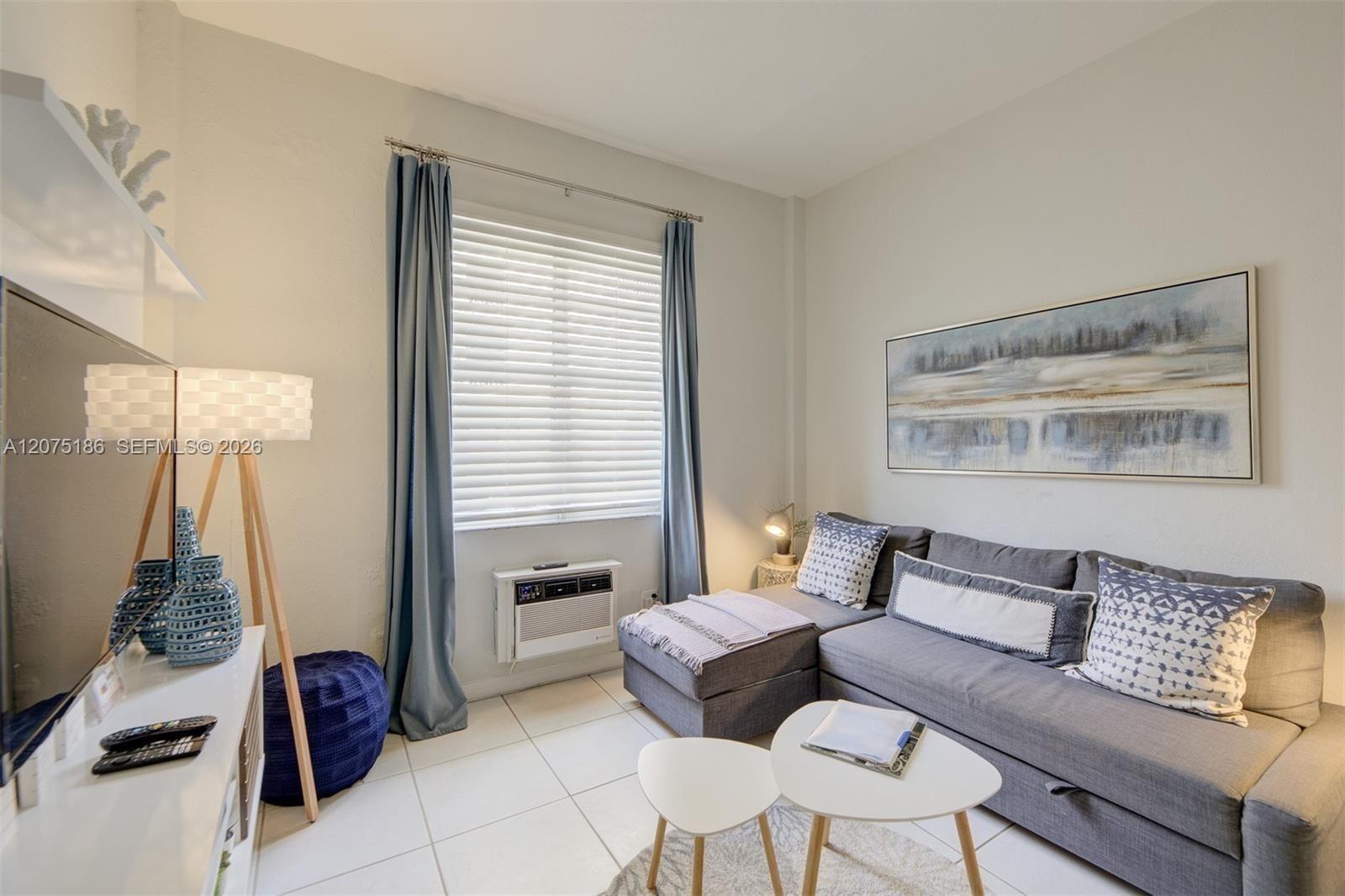 3030 Collins Ave # 1G, Miami Beach FL 33140
