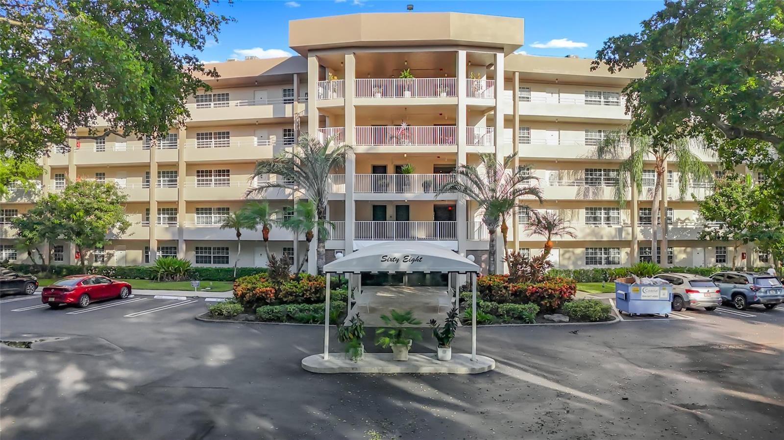 545 Oaks Lane # 410, Pompano Beach FL 33069