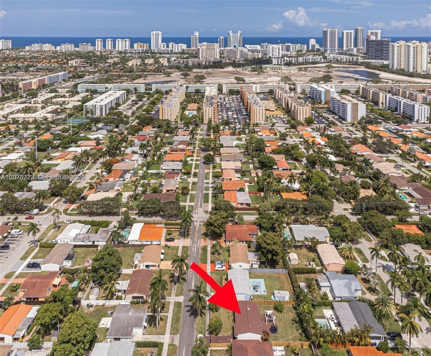 Hallandale Beach, FL