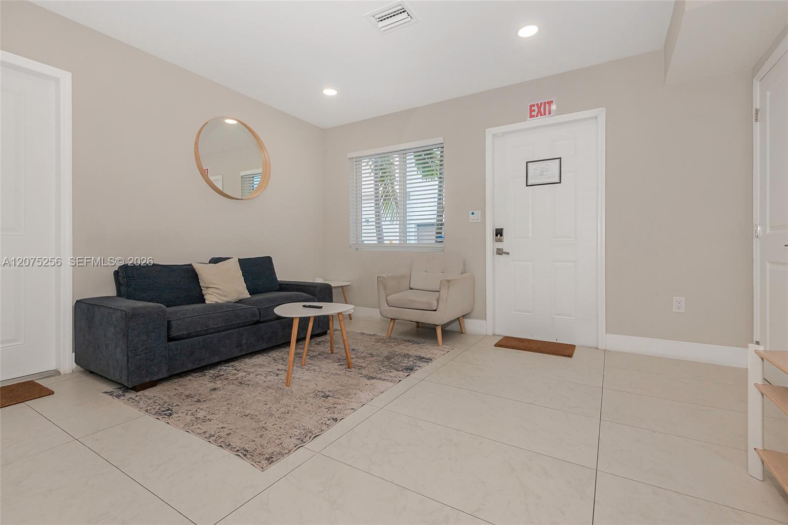 507 NW 8th Ave # 1, Fort Lauderdale FL 33311 photo 5