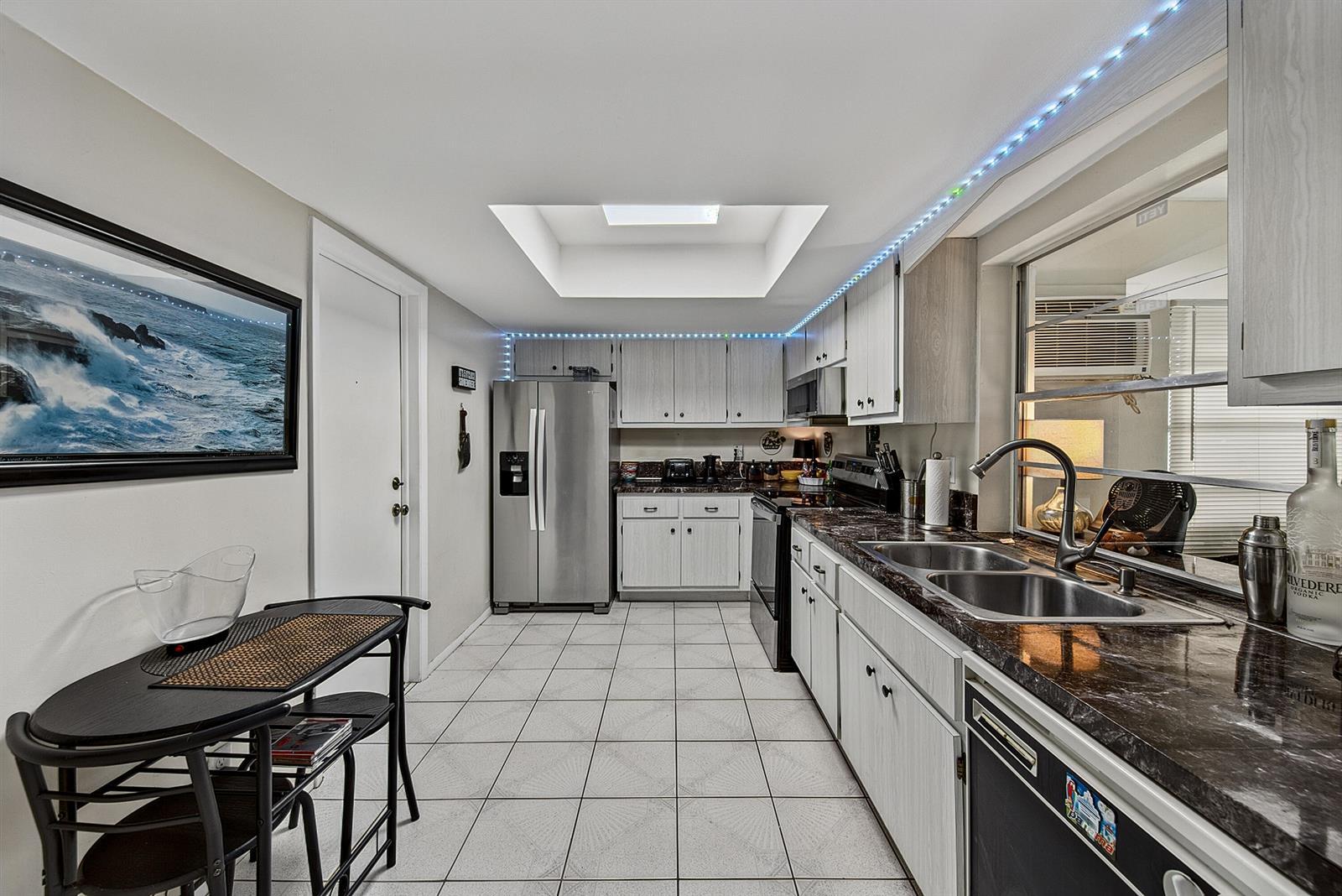 2930 NW 1st Drive, Pompano Beach FL 33064 photo 2