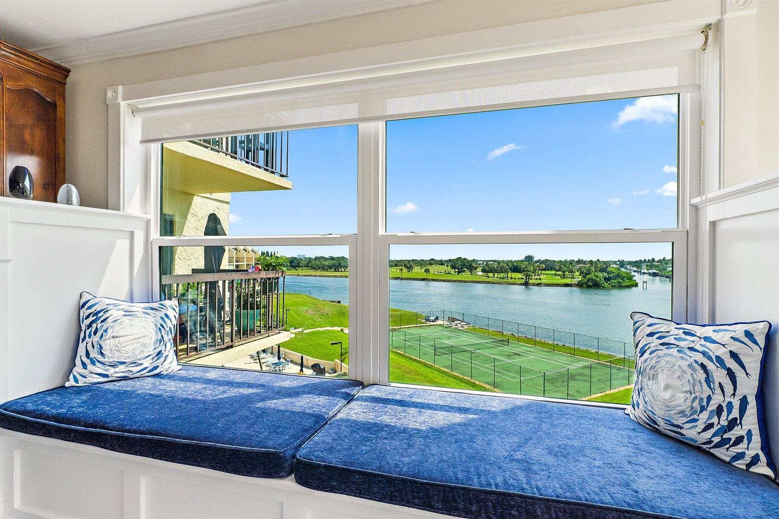 374 Golfview Road # 405, North Palm Beach FL 33408 photo 2
