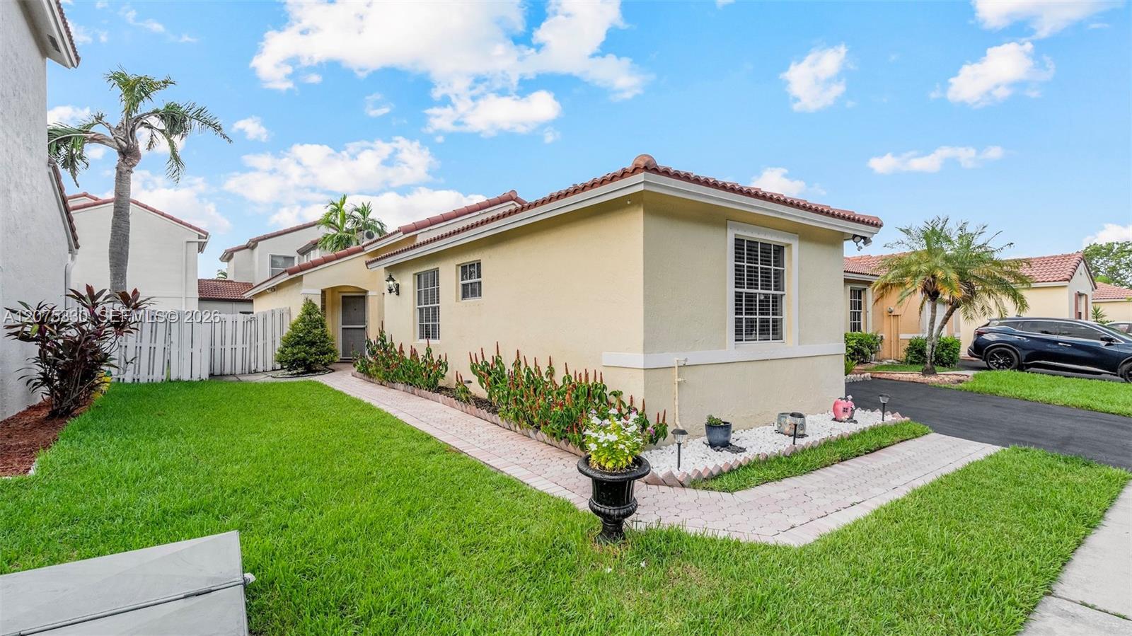 17251 NW 6th St, Pembroke Pines FL 33029 photo 3