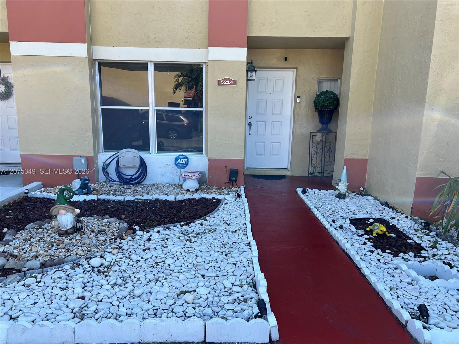 5214 NW 190th St, Miami Gardens FL 33055 photo 2
