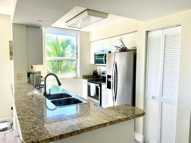 19501 W Country Club Drive # 414, Aventura FL 33180 photo 3