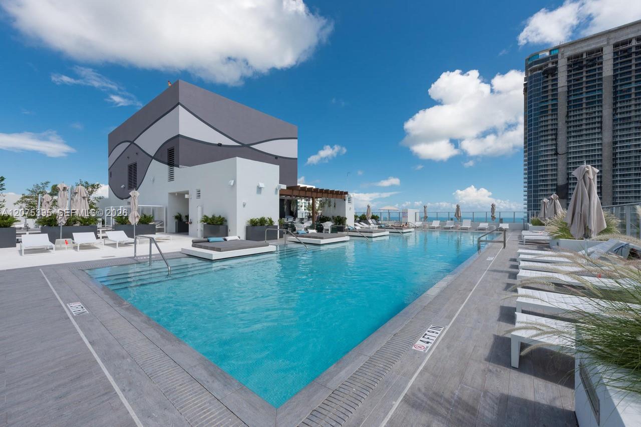 1010 Brickell Ave # 2009, Miami FL 33131 photo 3
