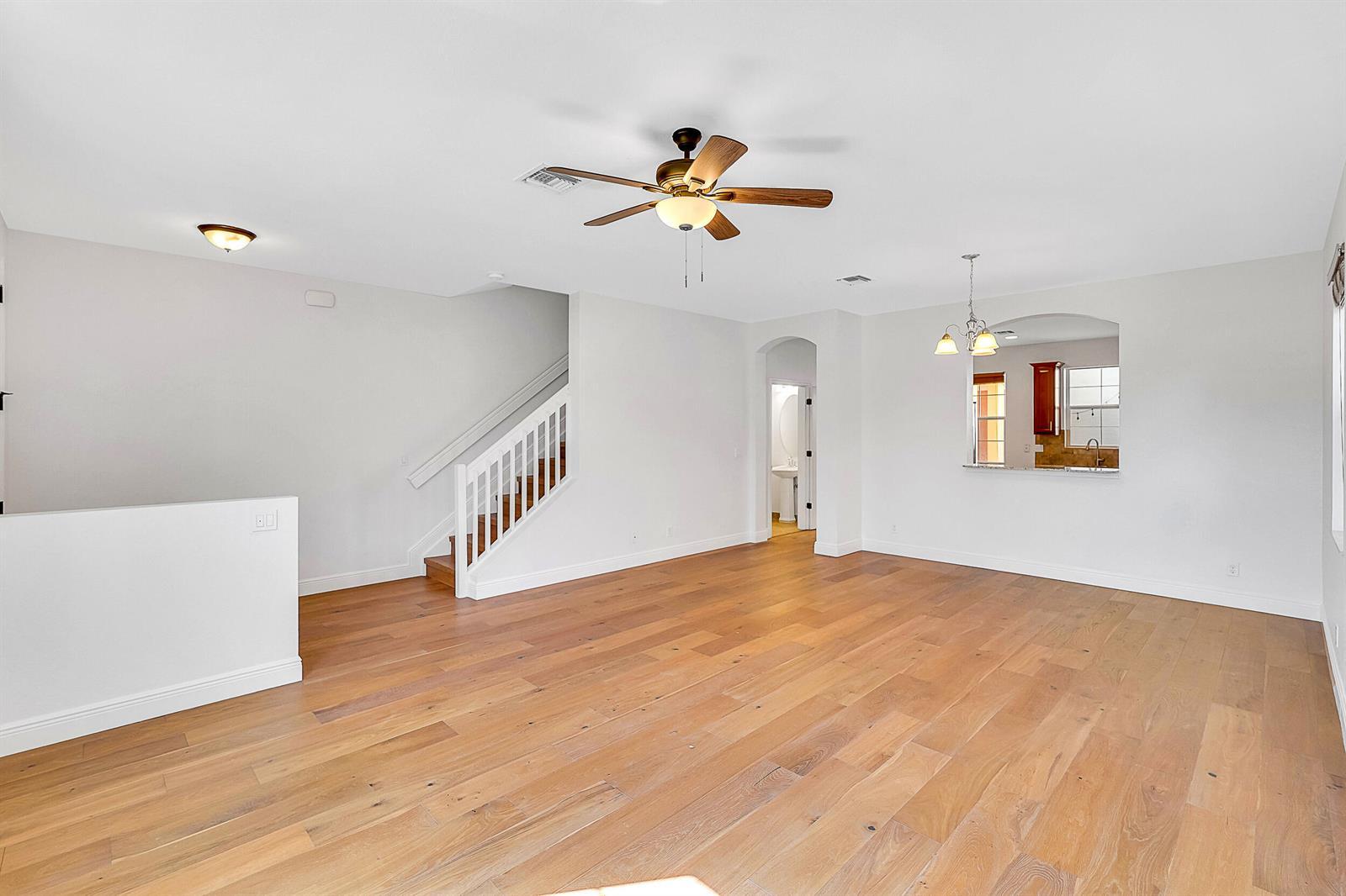615 Dakota Drive, Jupiter FL 33458 photo 2