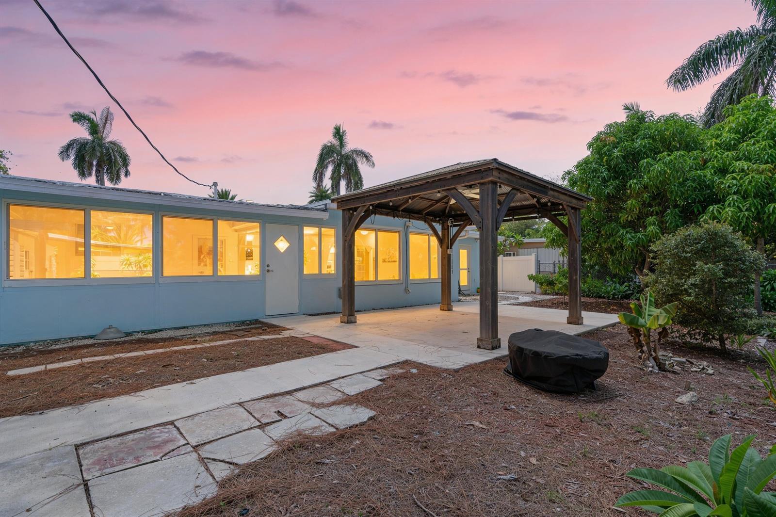 1451 SE 5TH Street, Deerfield Beach FL 33441 photo 3