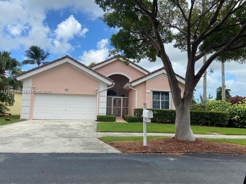 505 SE 26th Dr, Homestead FL 33033 photo 2