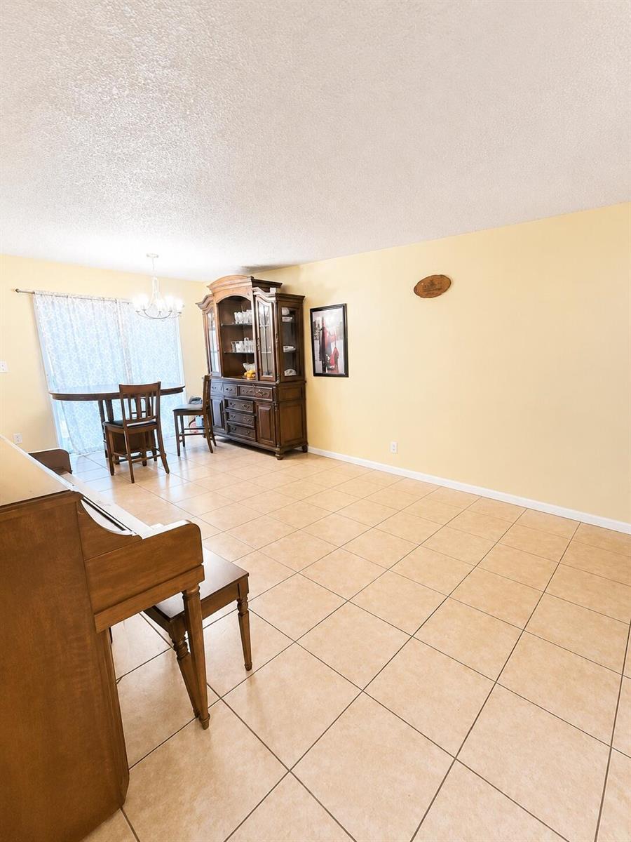 3331 Commodore Court, West Palm Beach FL 33411 photo 2