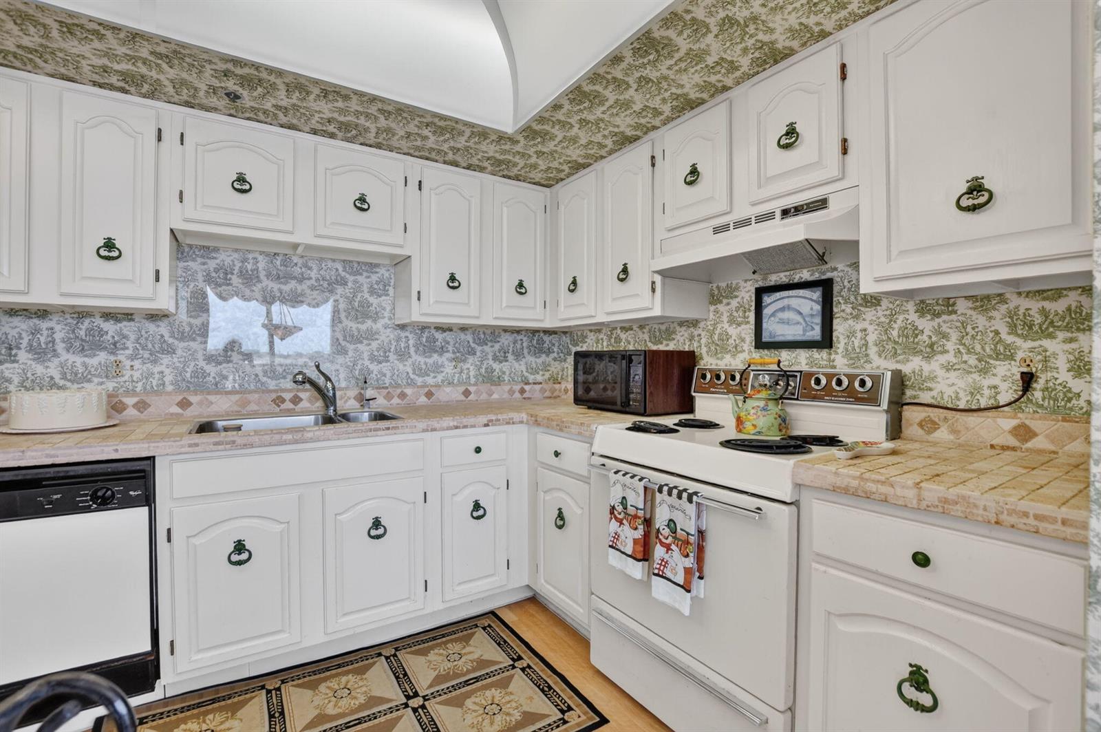 7786 Lakeside Boulevard # 641, Boca Raton FL 33434 photo 3