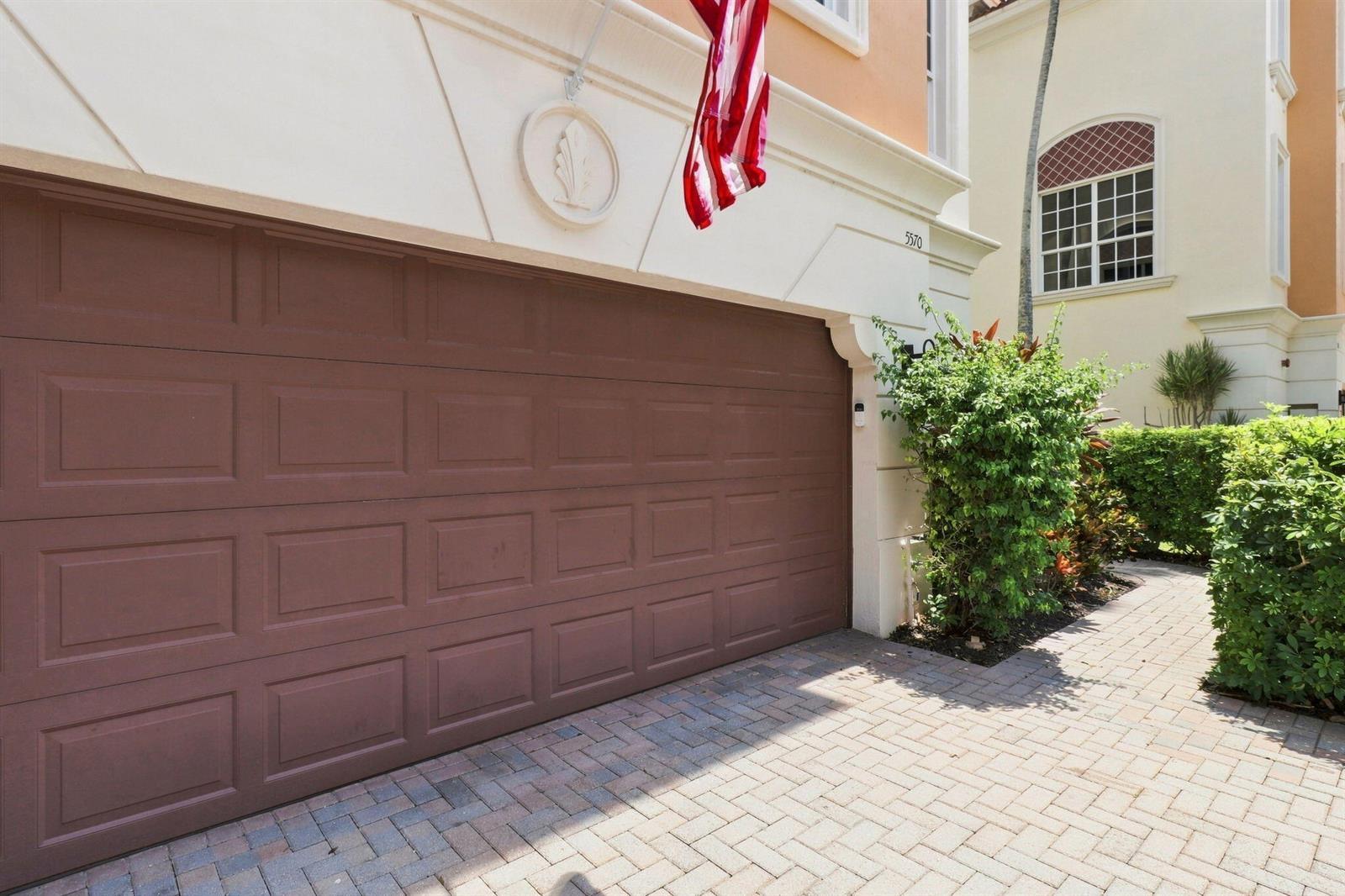 5570 NE TRIESTE Way, Boca Raton FL 33487 photo 4