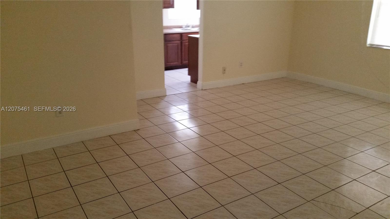 807 SW 5th Ct, Hallandale Beach FL 33009 photo 3
