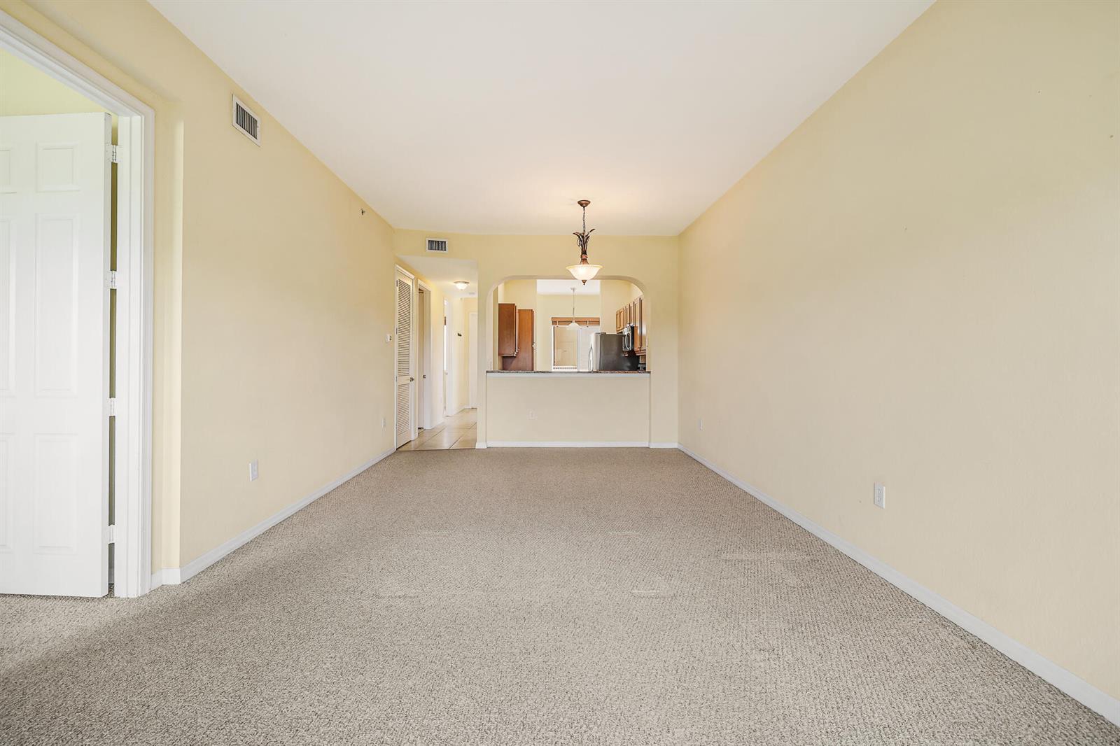 3600 OAKS CLUBHOUSE Drive # 505, Pompano Beach FL 33069 photo 4