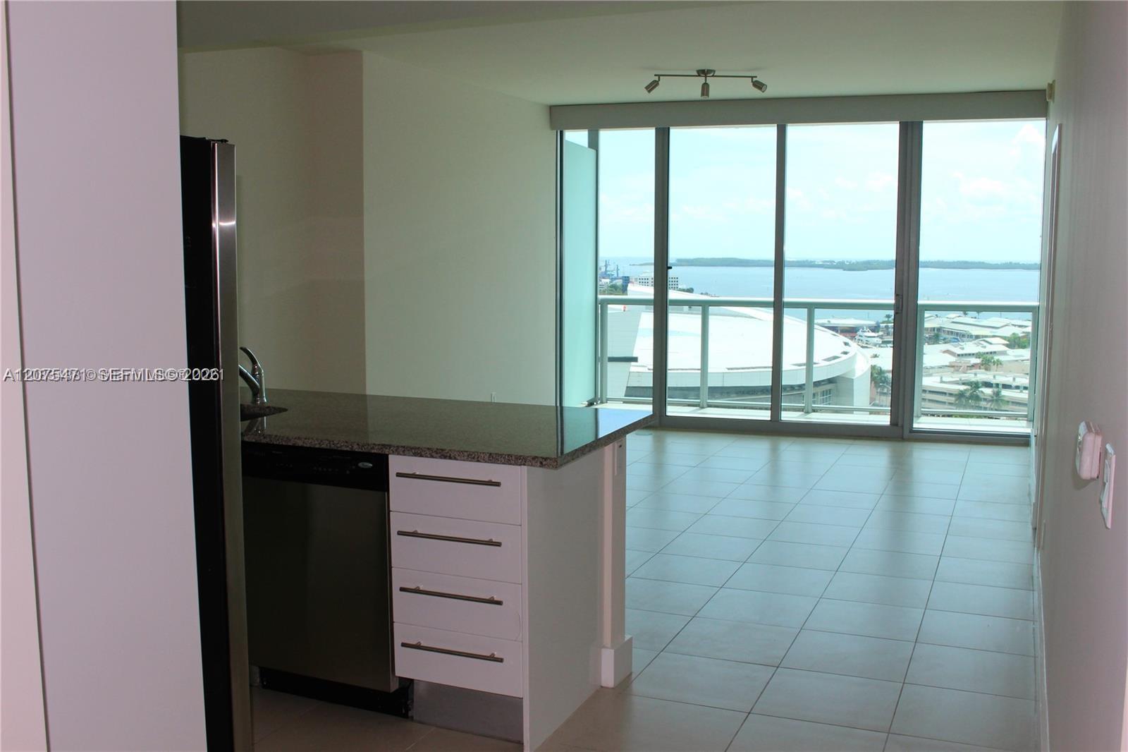 888 Biscayne Blvd # 1806, Miami FL 33132 photo 4