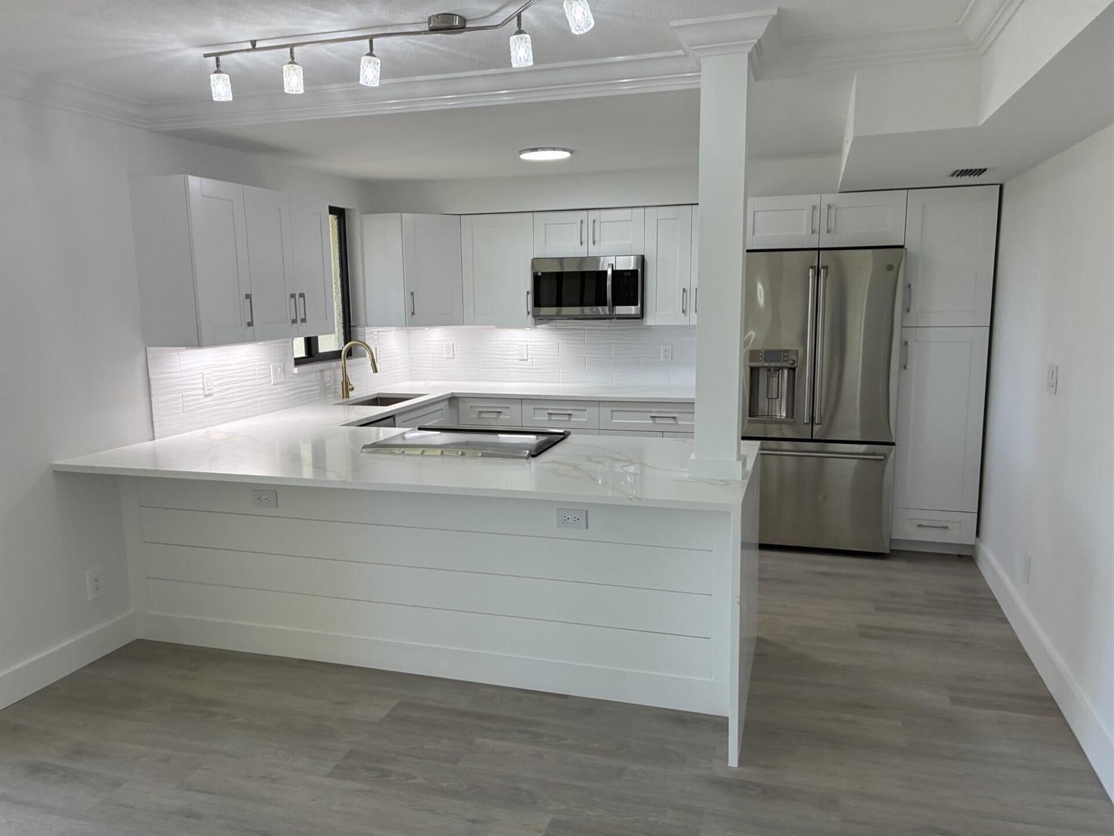 1605 S US HIGHWAY 1, Jupiter FL 33477 photo 2