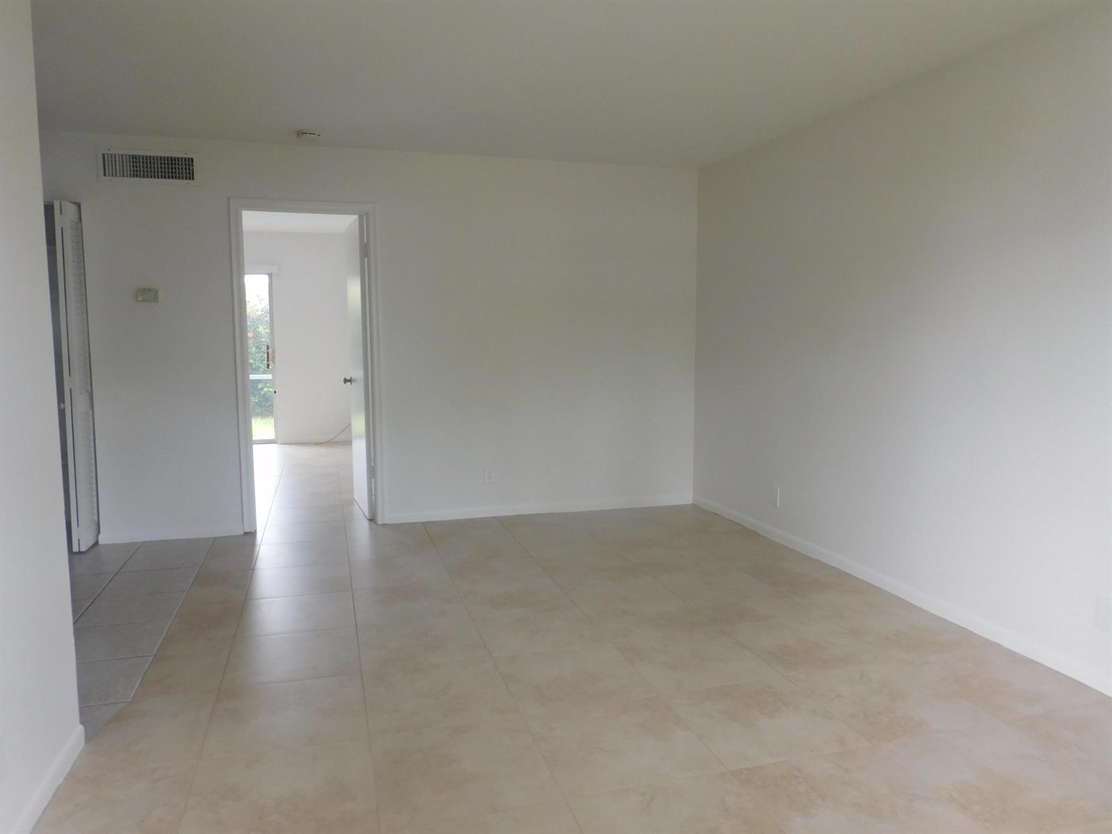 640 SE 2nd Avenue # 103, Boynton Beach FL 33435 photo 3