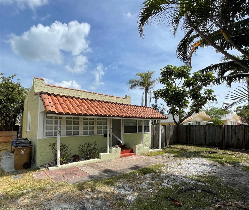 1969 NE 4th Street, Deerfield Beach FL 33441 photo 5