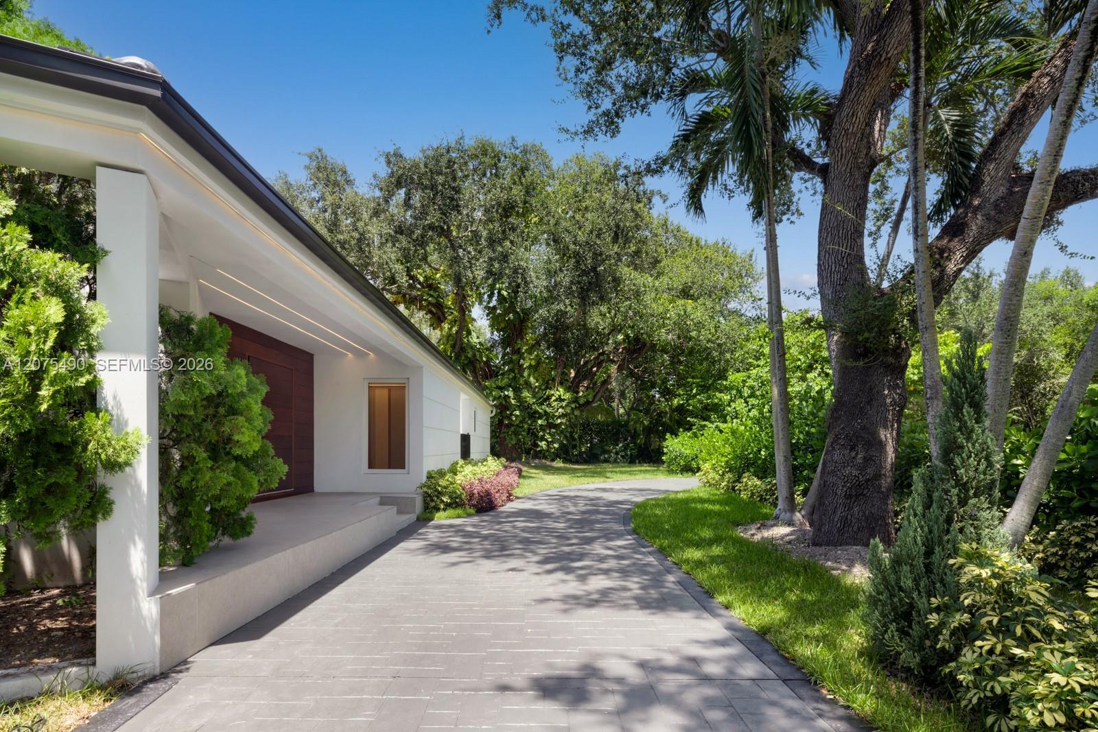 8150 Old Cutler Rd, Coral Gables FL 33143 photo 2