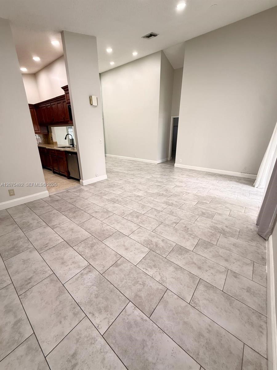 5201 SW 31st Ave # 225, Dania Beach FL 33312 photo 3
