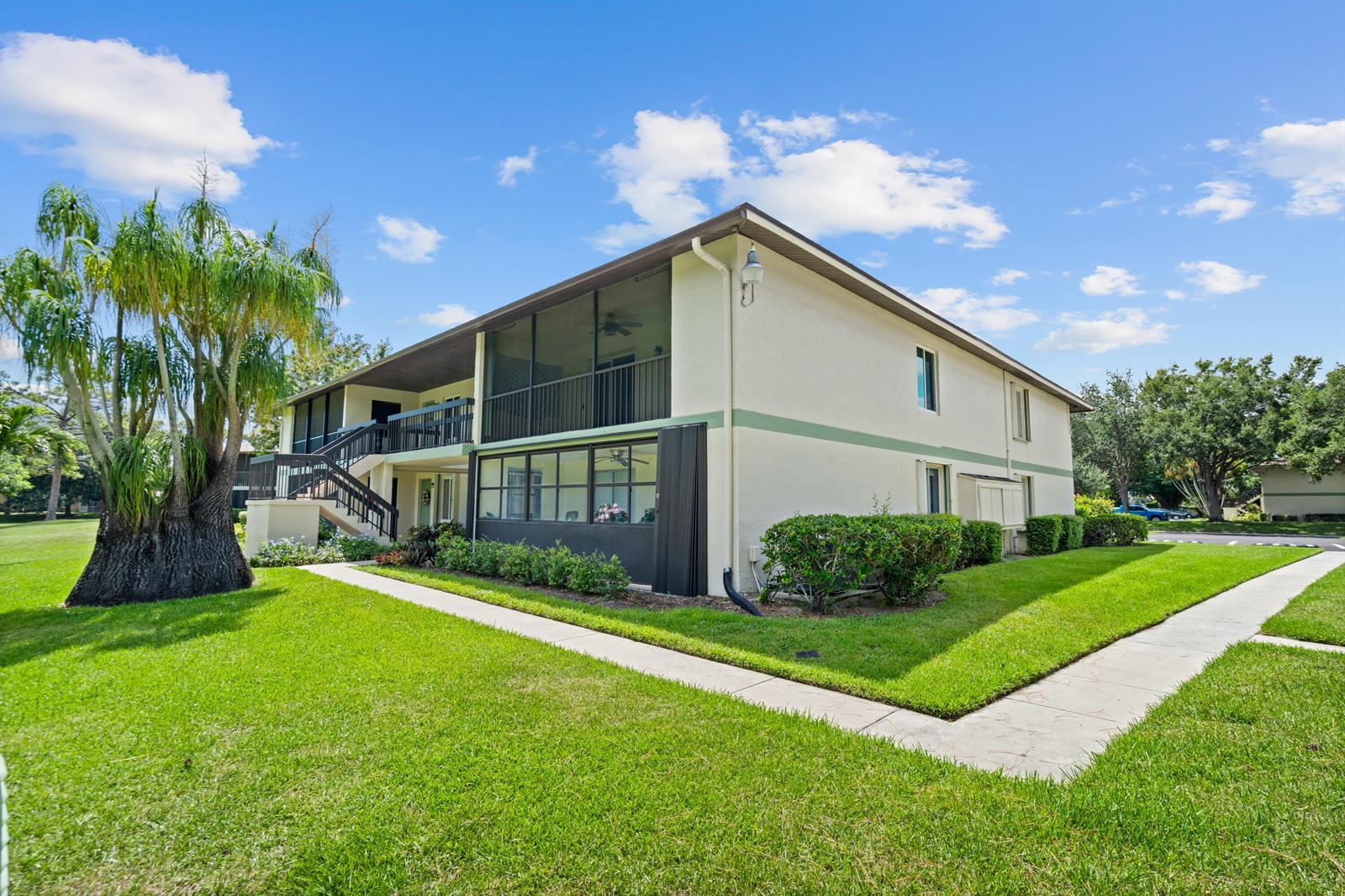 6299 CHASEWOOD Drive # H, Jupiter FL 33458