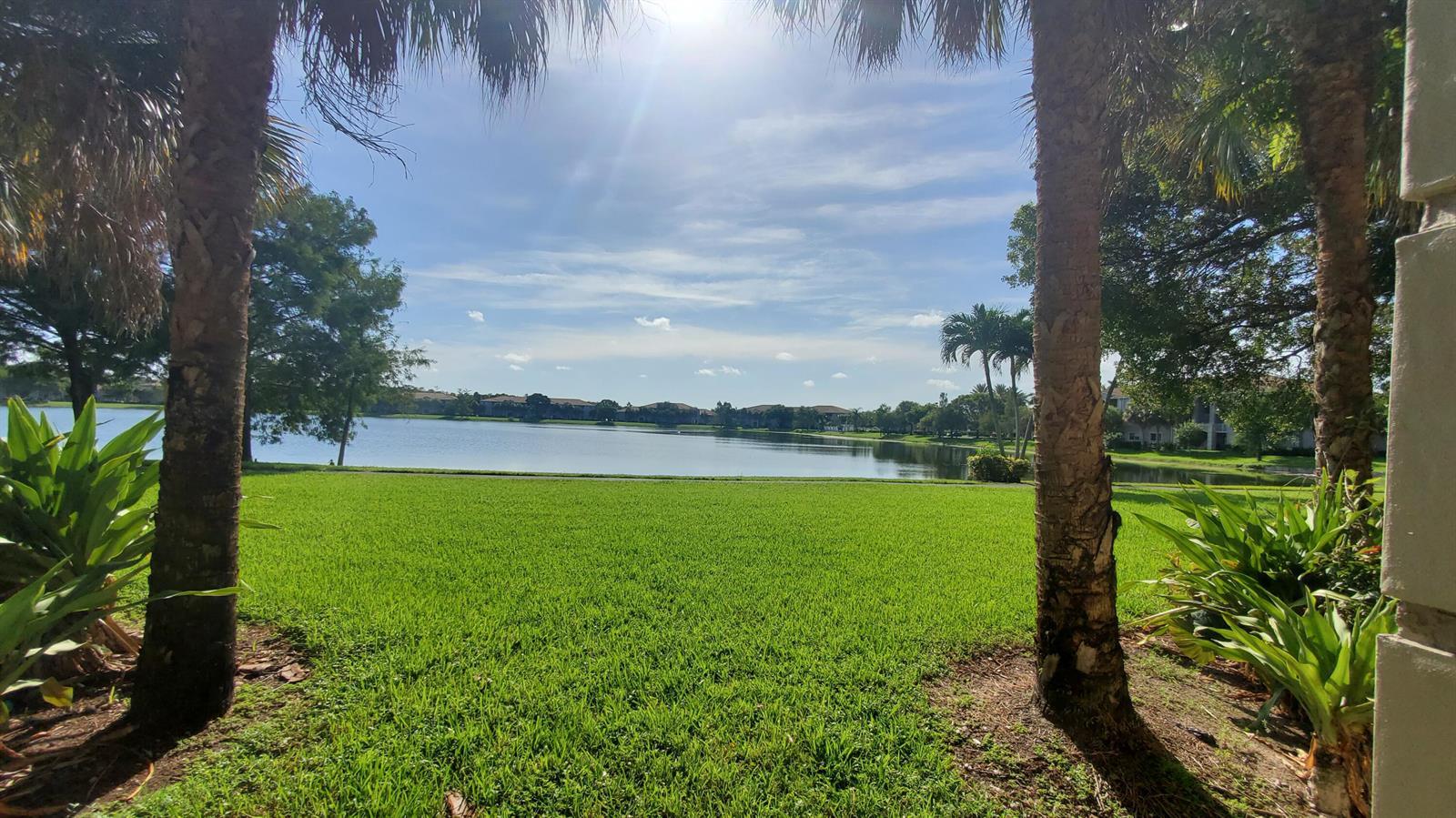 5011 WILES Road # 104, Coconut Creek FL 33073 photo 3