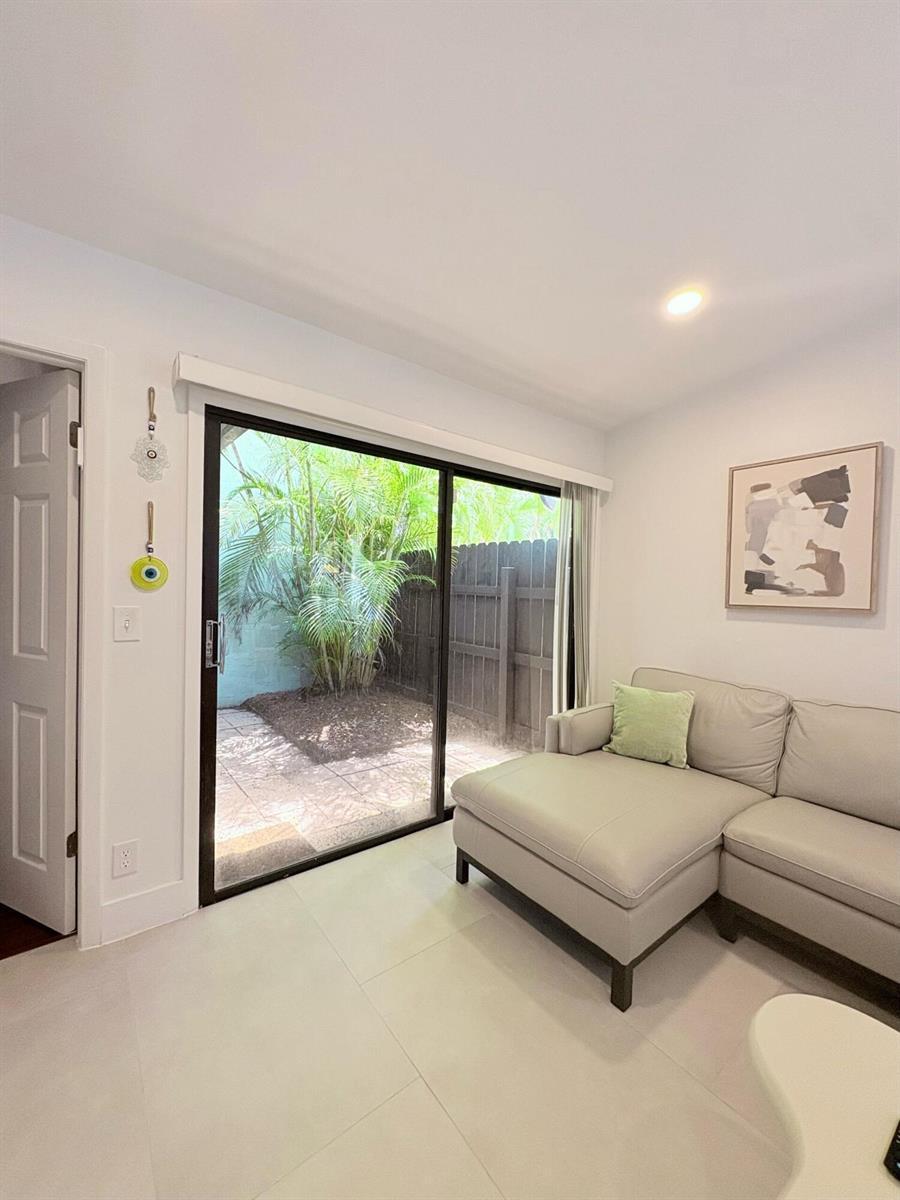 22274 PINEAPPLE WALK Drive # 1, Boca Raton FL 33433 photo 4