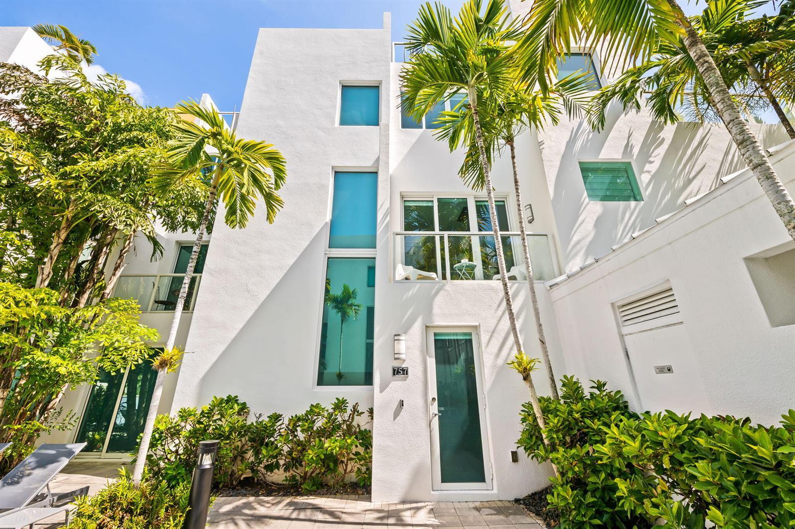 757 NE 4TH Avenue, Fort Lauderdale FL 33304 photo 3