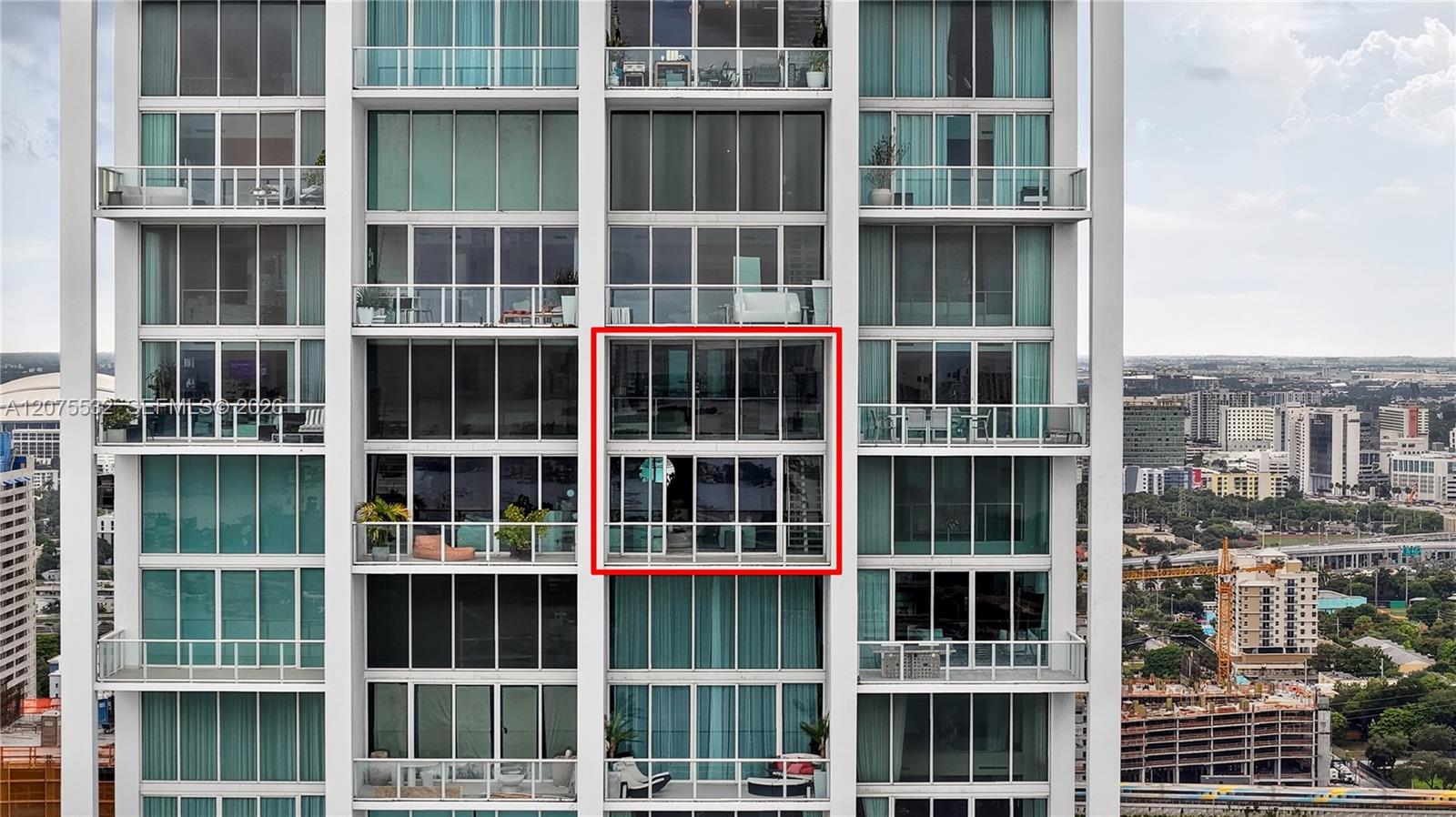 1040 Biscayne Blvd # 3403, Miami FL 33132 photo 2