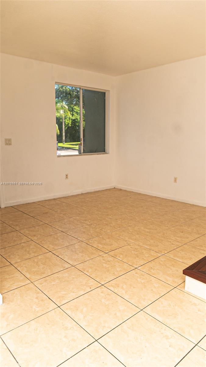 1484 24th CT # 343, Homestead FL 33035 photo 3