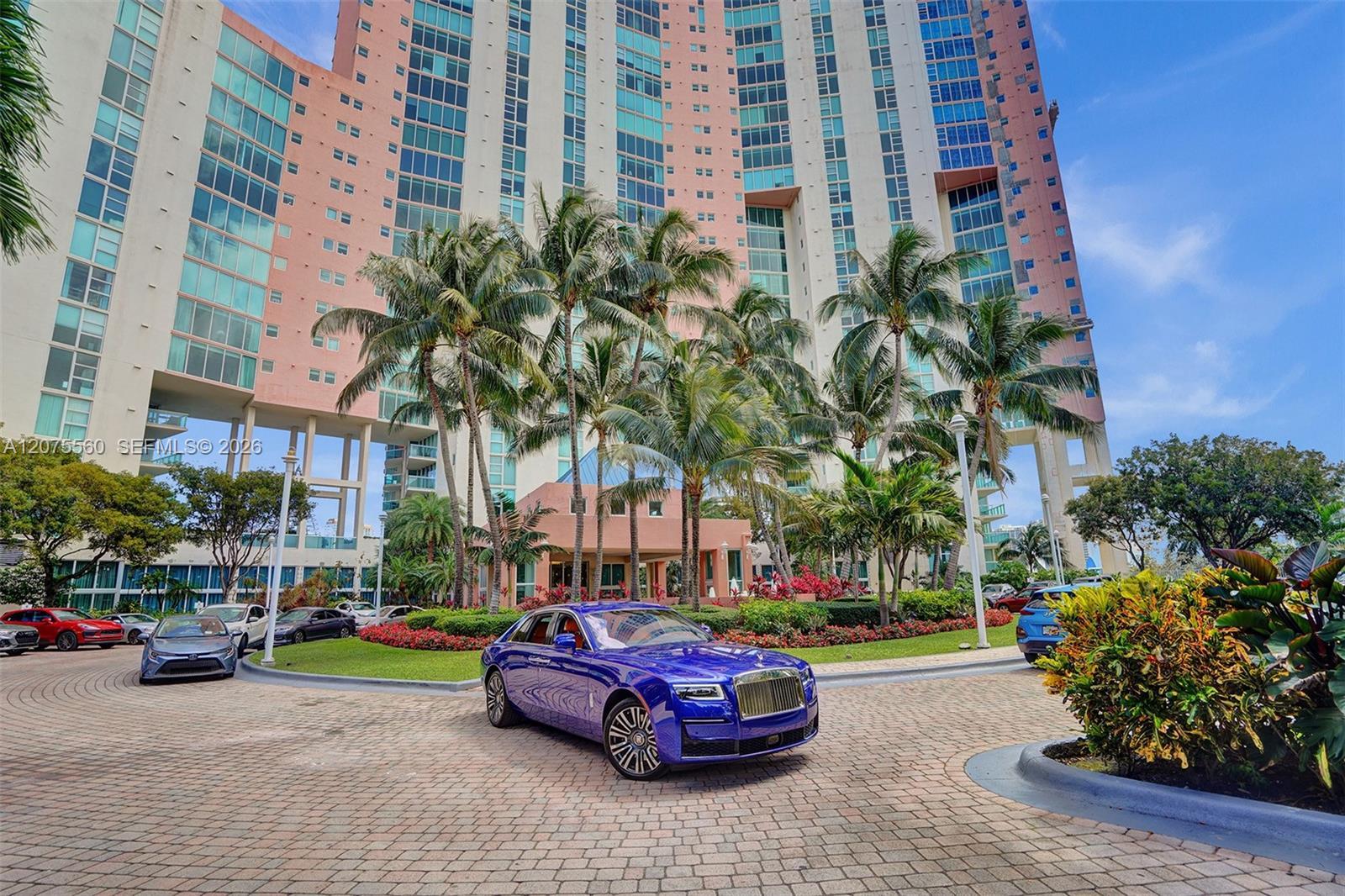 3370 Hidden Bay Dr # 815, Aventura FL 33180 photo 2