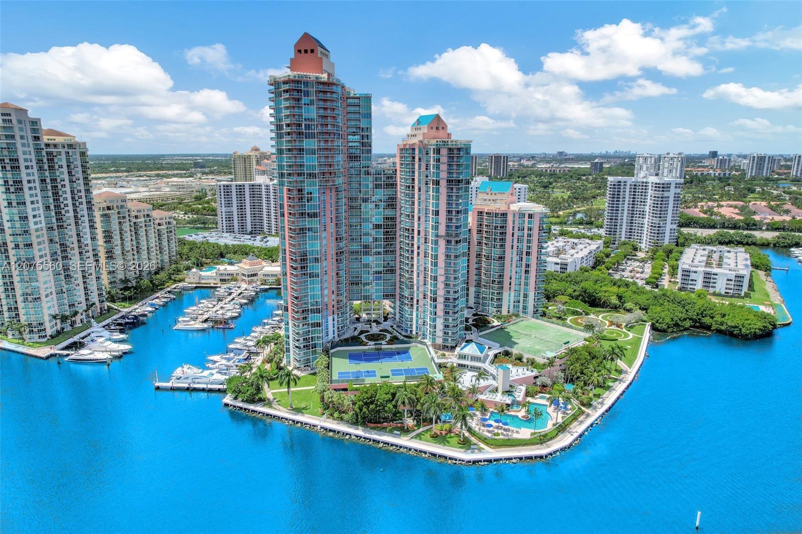 3370 Hidden Bay Dr # 815, Aventura FL 33180 photo 4