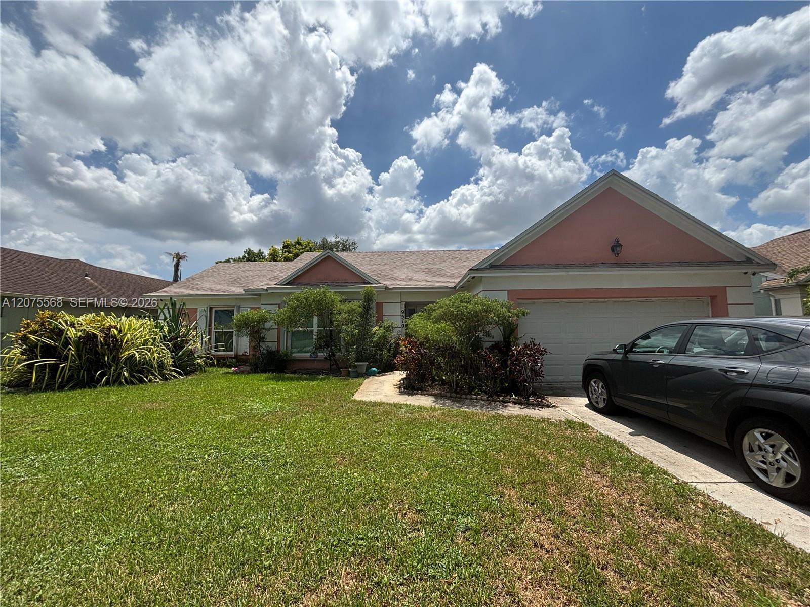 9510 Ashley Dr, Miramar FL 33025 photo 3