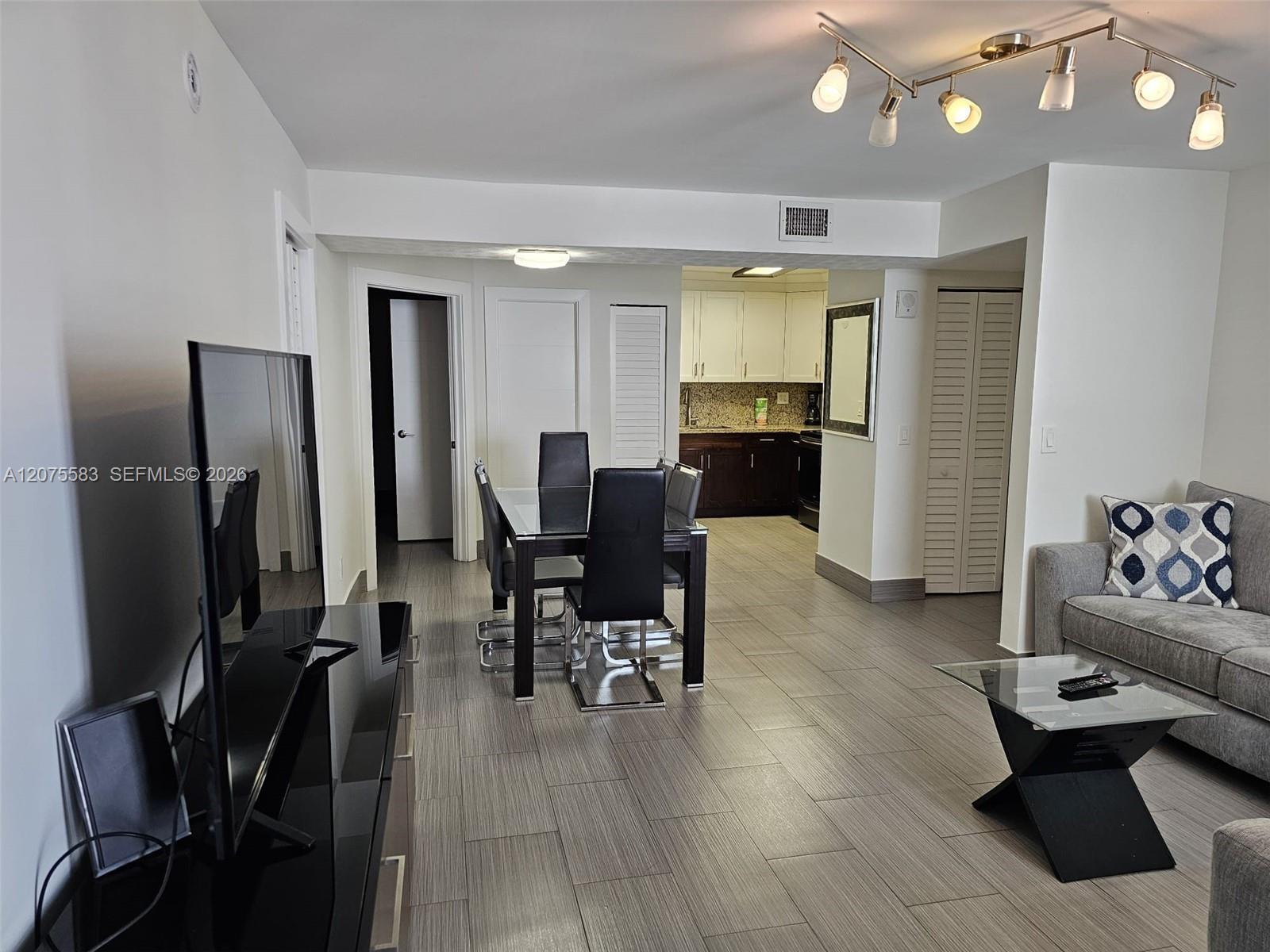 3605 Indian Creek Dr # 404, Miami Beach FL 33140 photo 2