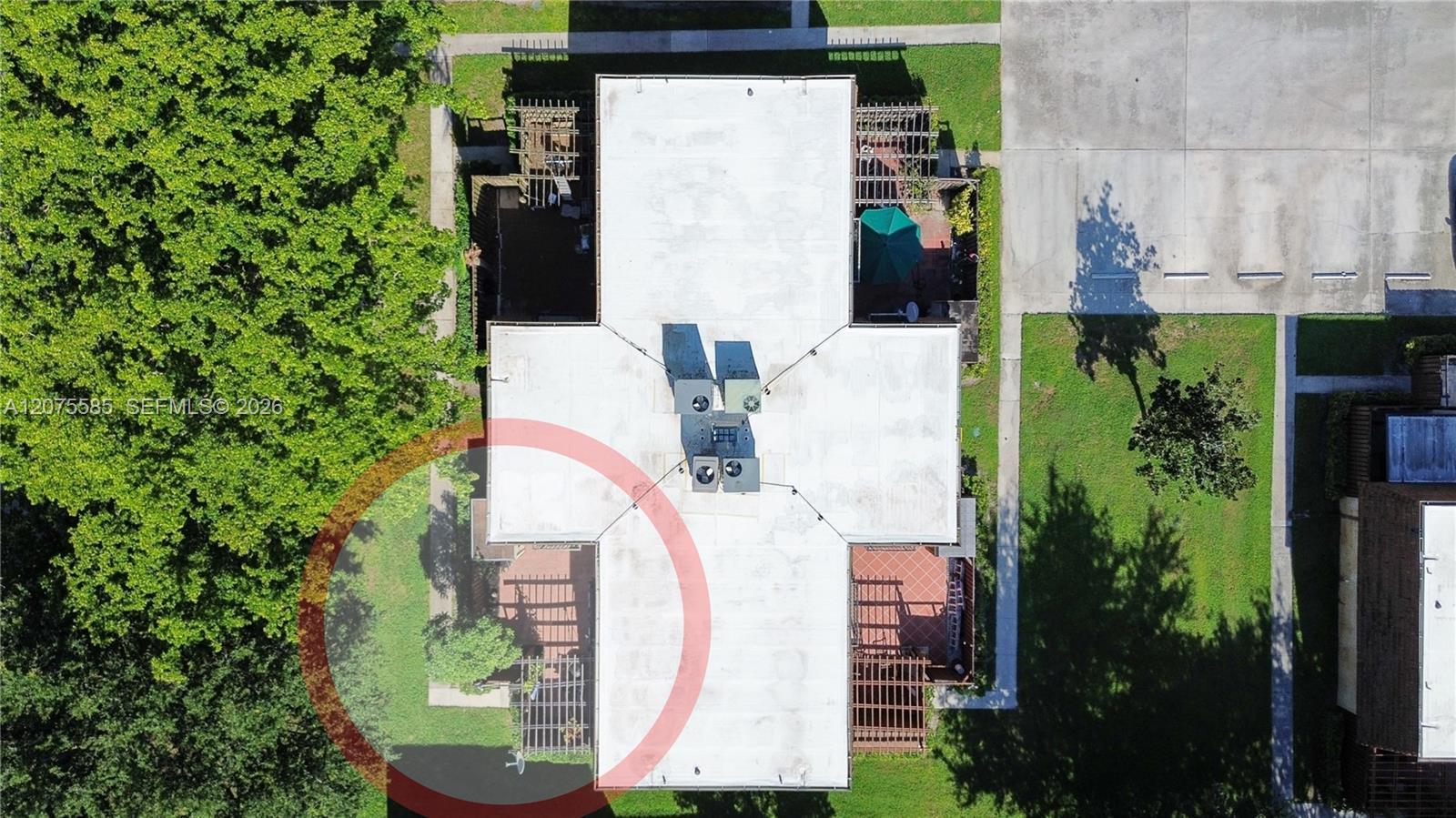 516 5TH LANE, Green Acres FL 33463 photo 2