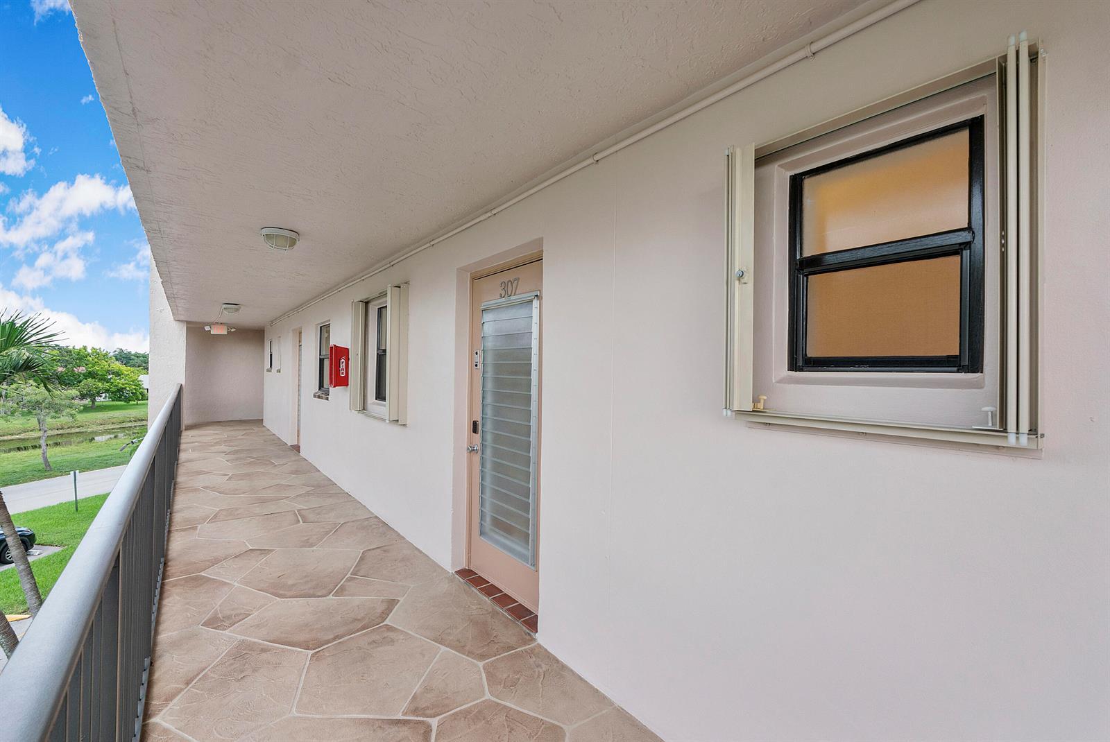 10444 NW 30TH Court # 307, Sunrise FL 33322