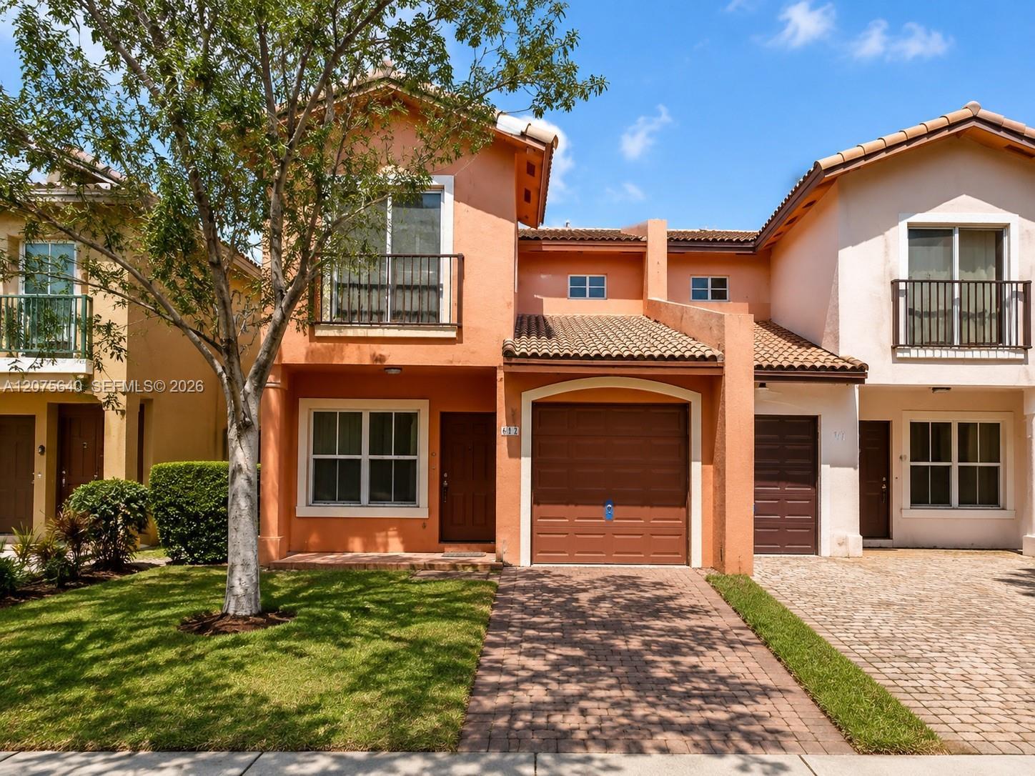 612 SW 11th St, Florida City FL 33034