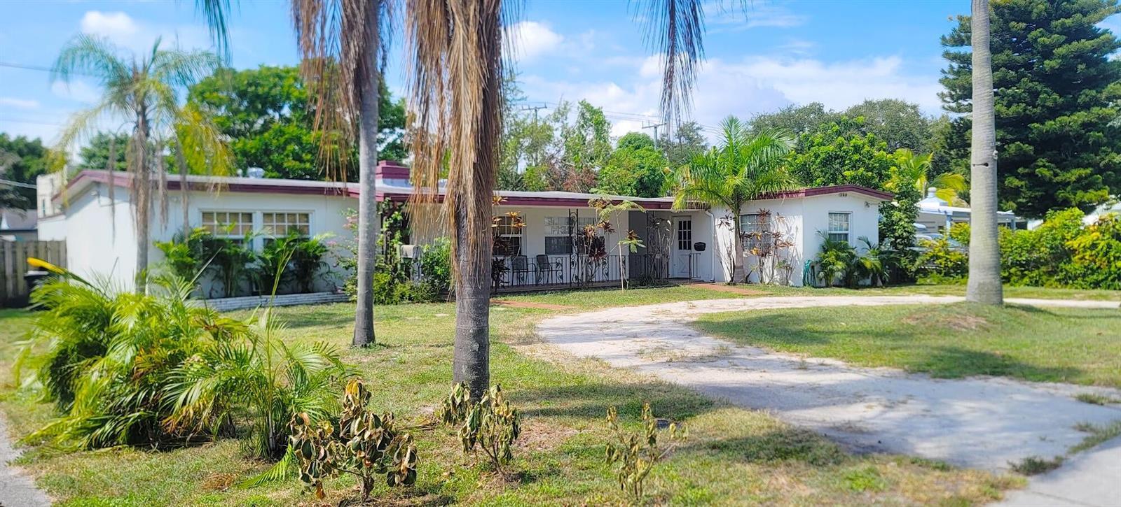 213 SW 3RD Place, Dania Beach FL 33004 photo 3