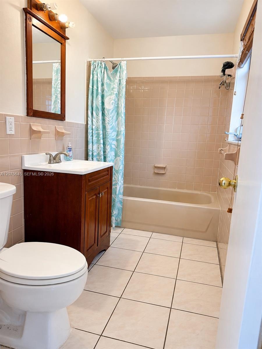 6488 SW 25th St # 1, Miami FL 33155 photo 4