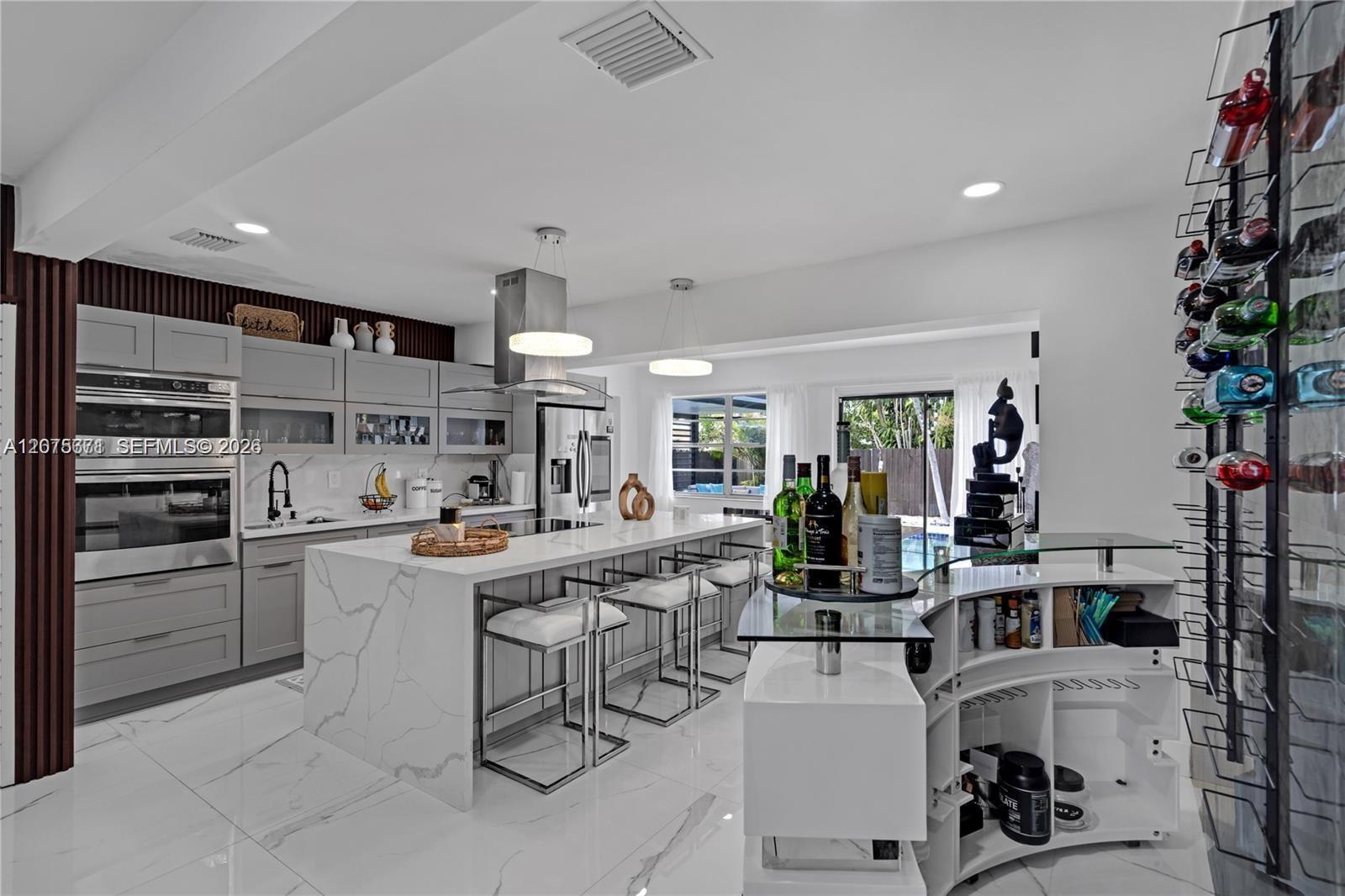 7031 SW 12th St, Pembroke Pines FL 33023 photo 4